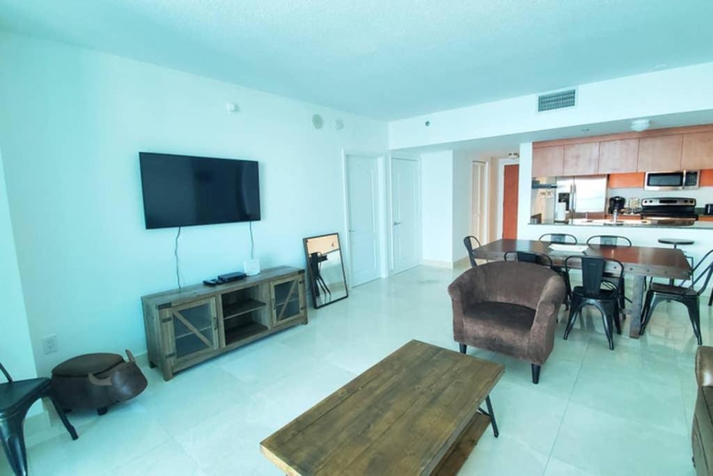 Luxury Penthouse Brickell 3 Bedrooms Free Parking Майами Экстерьер фото