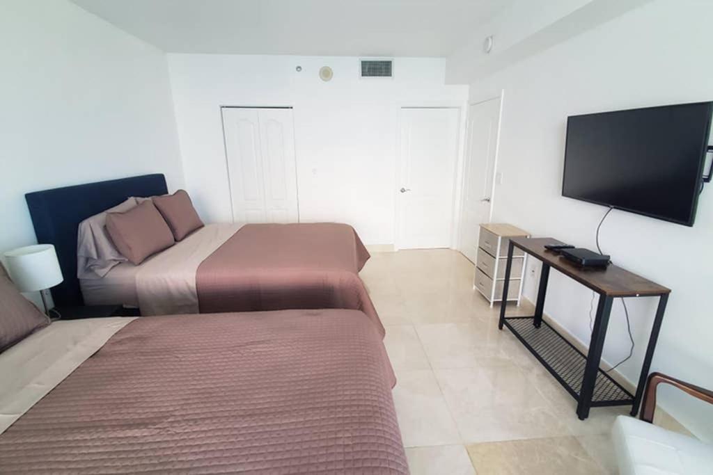 Luxury Penthouse Brickell 3 Bedrooms Free Parking Майами Экстерьер фото
